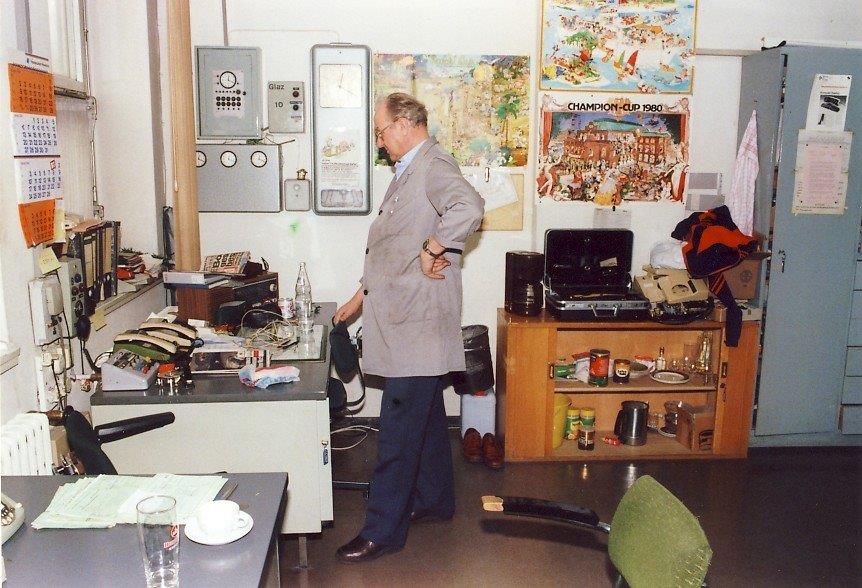 aeg-01.jpg aeg-01.jpg