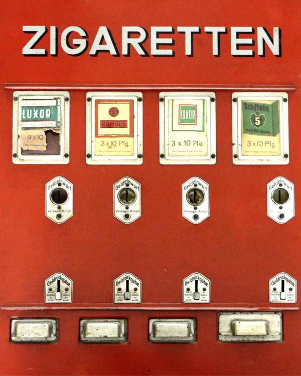 1937 Zigarettenautomat