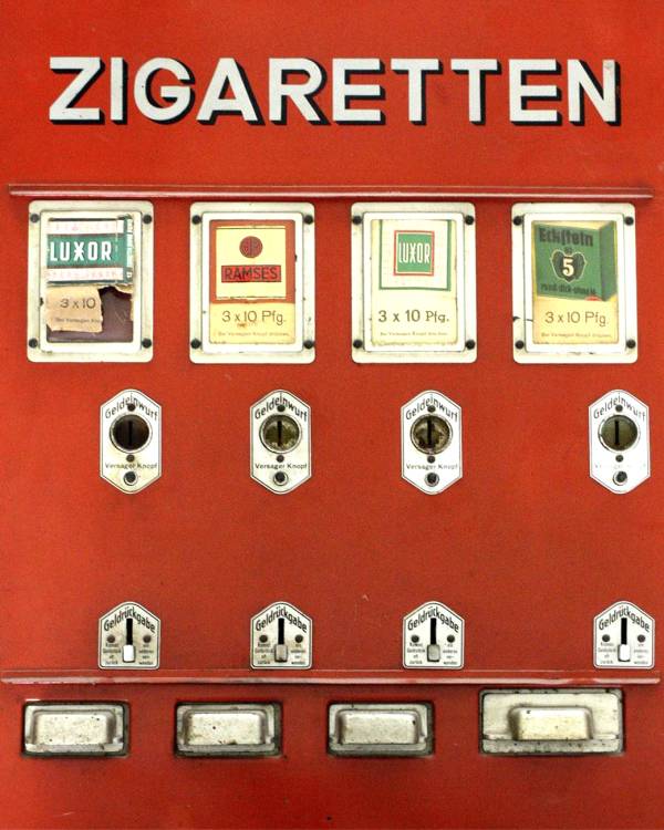 1937 Zigarettenautomat